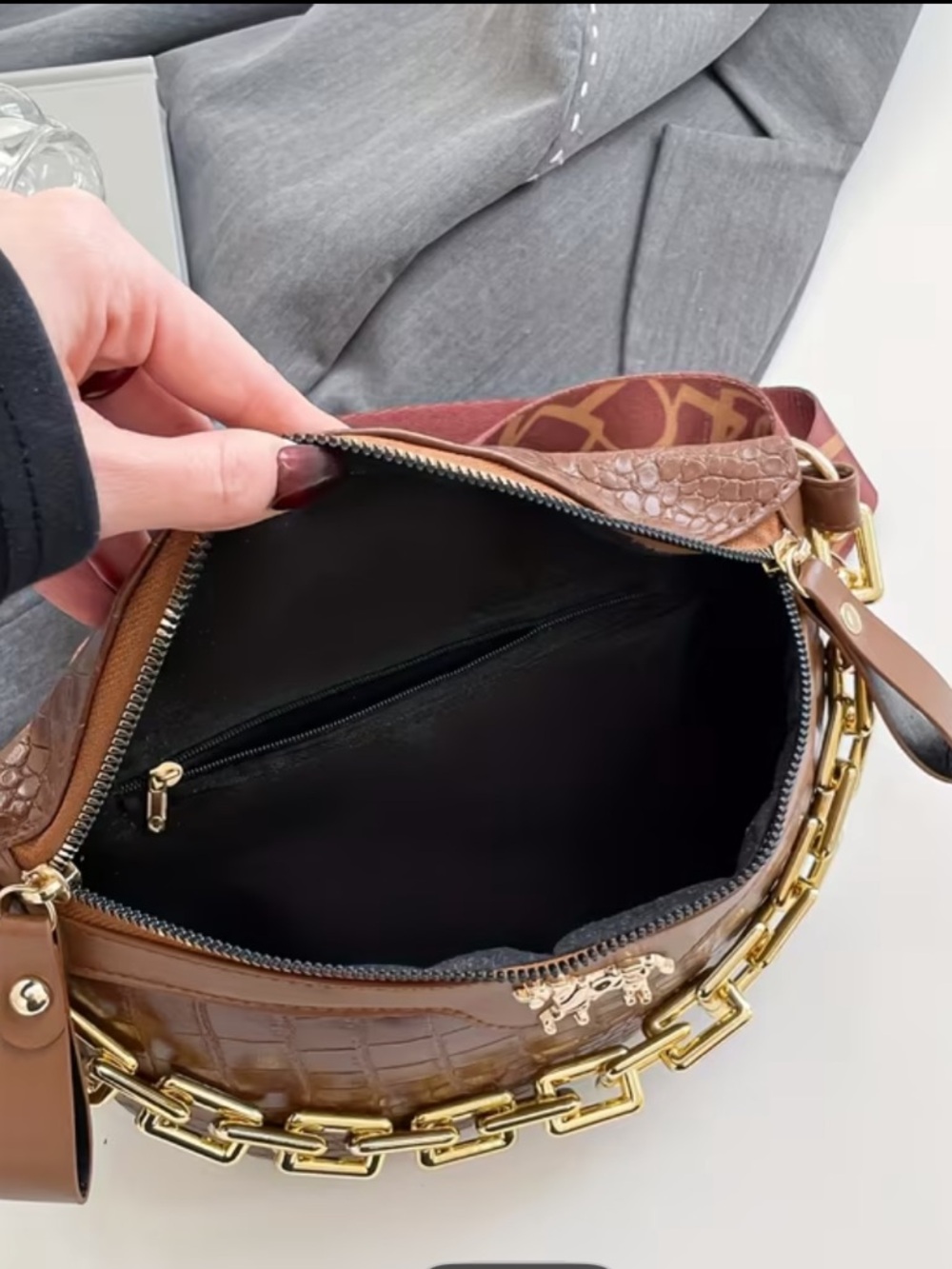 Brown Croc-Texture Saddle Bag with Gold Chain Accent - Picture 6 of 7